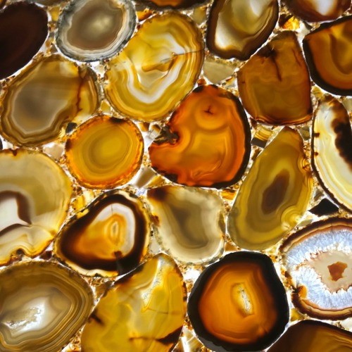 yellow agate